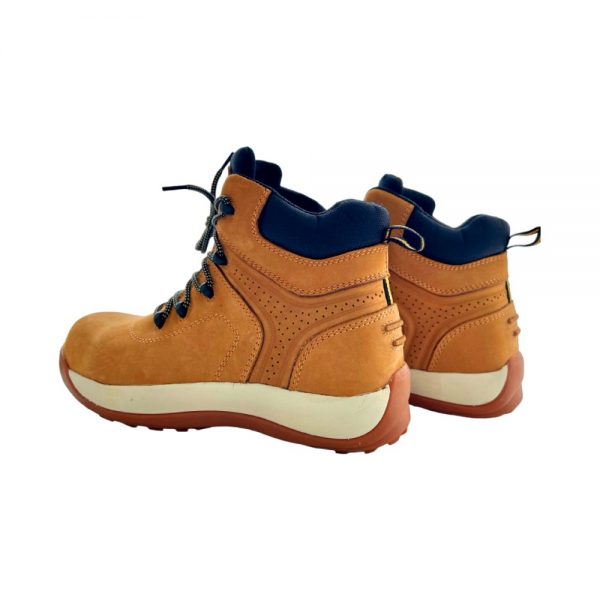 Safety Shoes in UAE